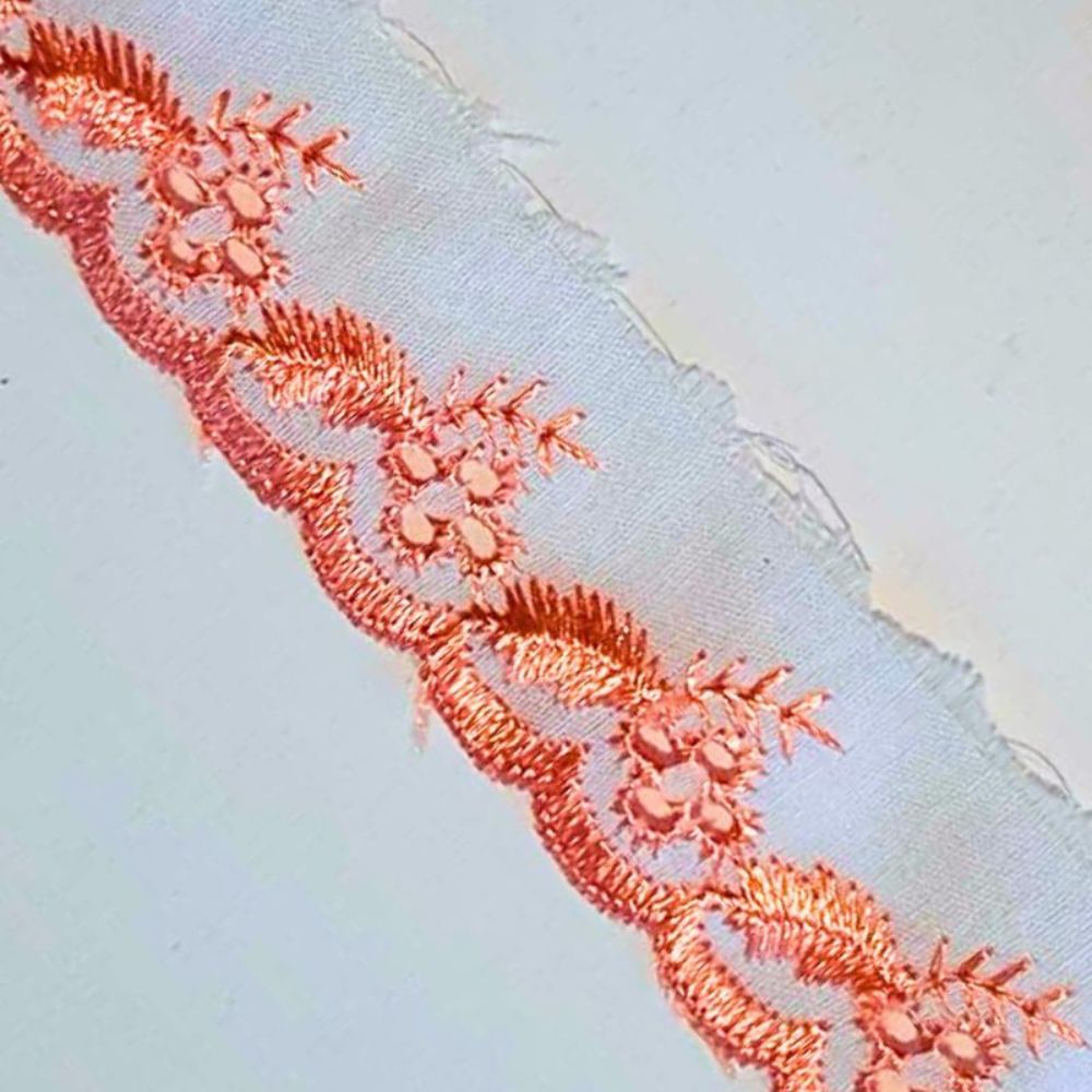 Bordado Inglês Estreito Laise 3cm Poliéster