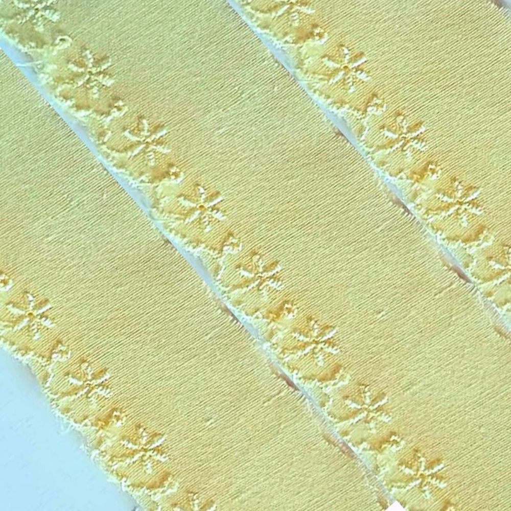 Bordado Inglês Laise Larg 3Cm Em Poliester Por Metro