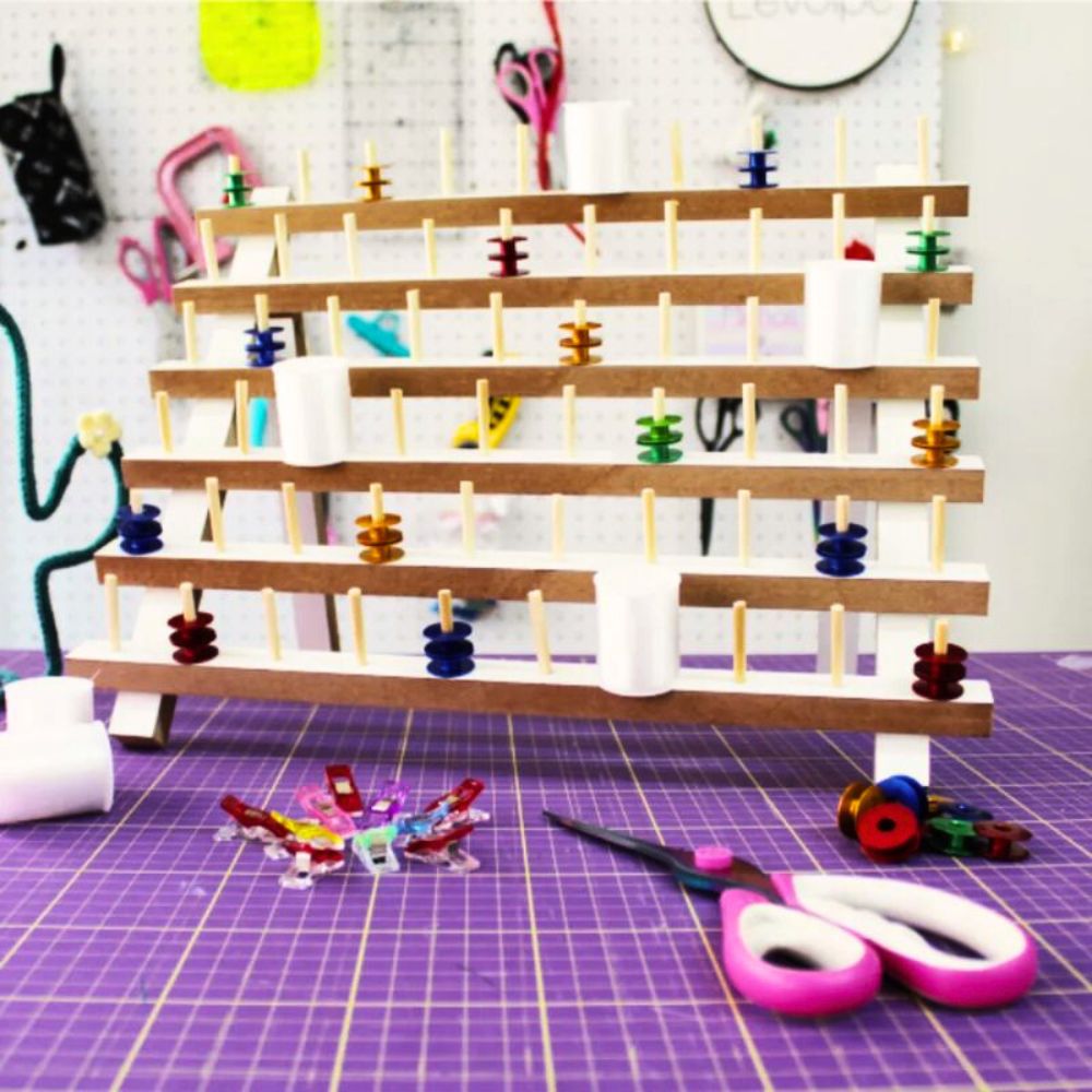 Suporte Carretel Linha 60 Pino Mesa Porta Bobina Organizador