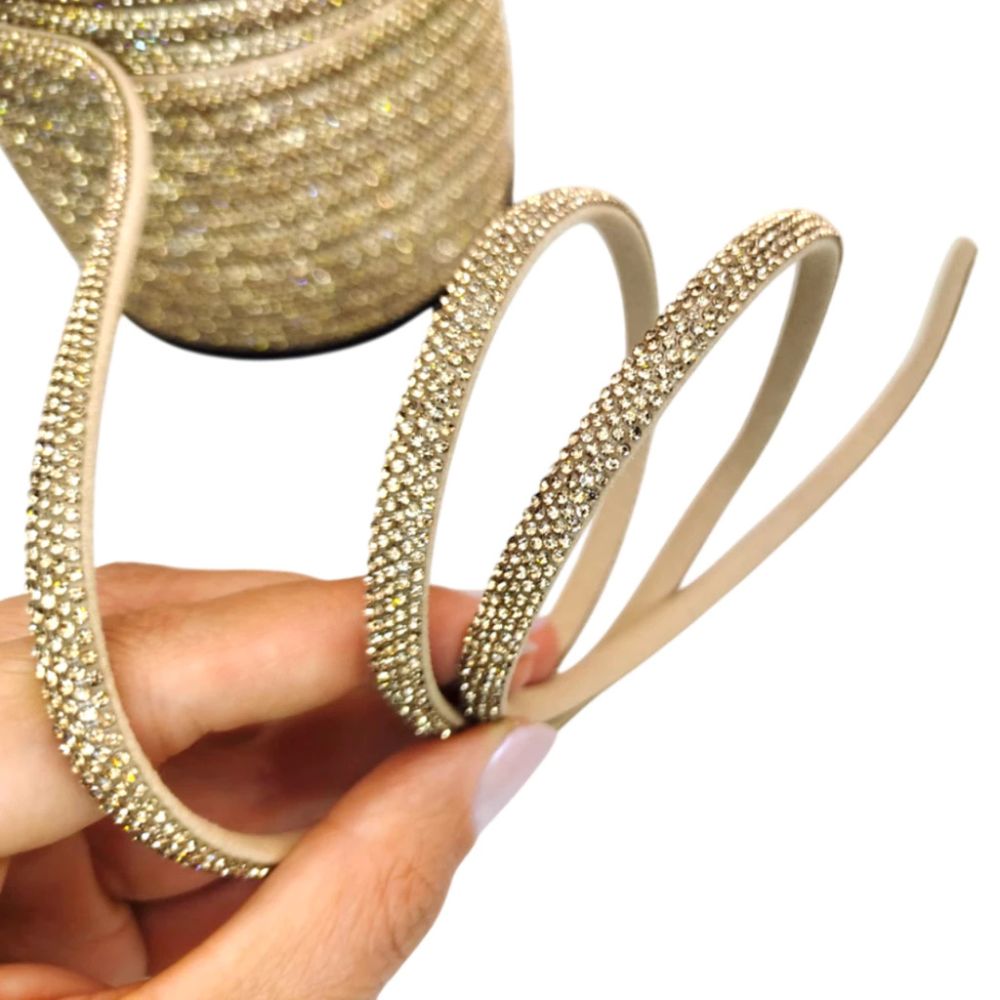 Meia Cana de Strass para Laços e Decoração