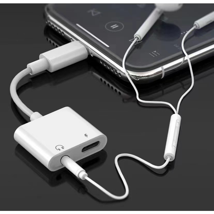 Adaptador Fone Ouvido P/ iPhone 11 Xs Xr 8 7 Recarrega Micro